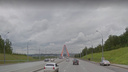 Молодой уголовник угнал машину из больницы — автомобиль сгорел на Бугринском мосту