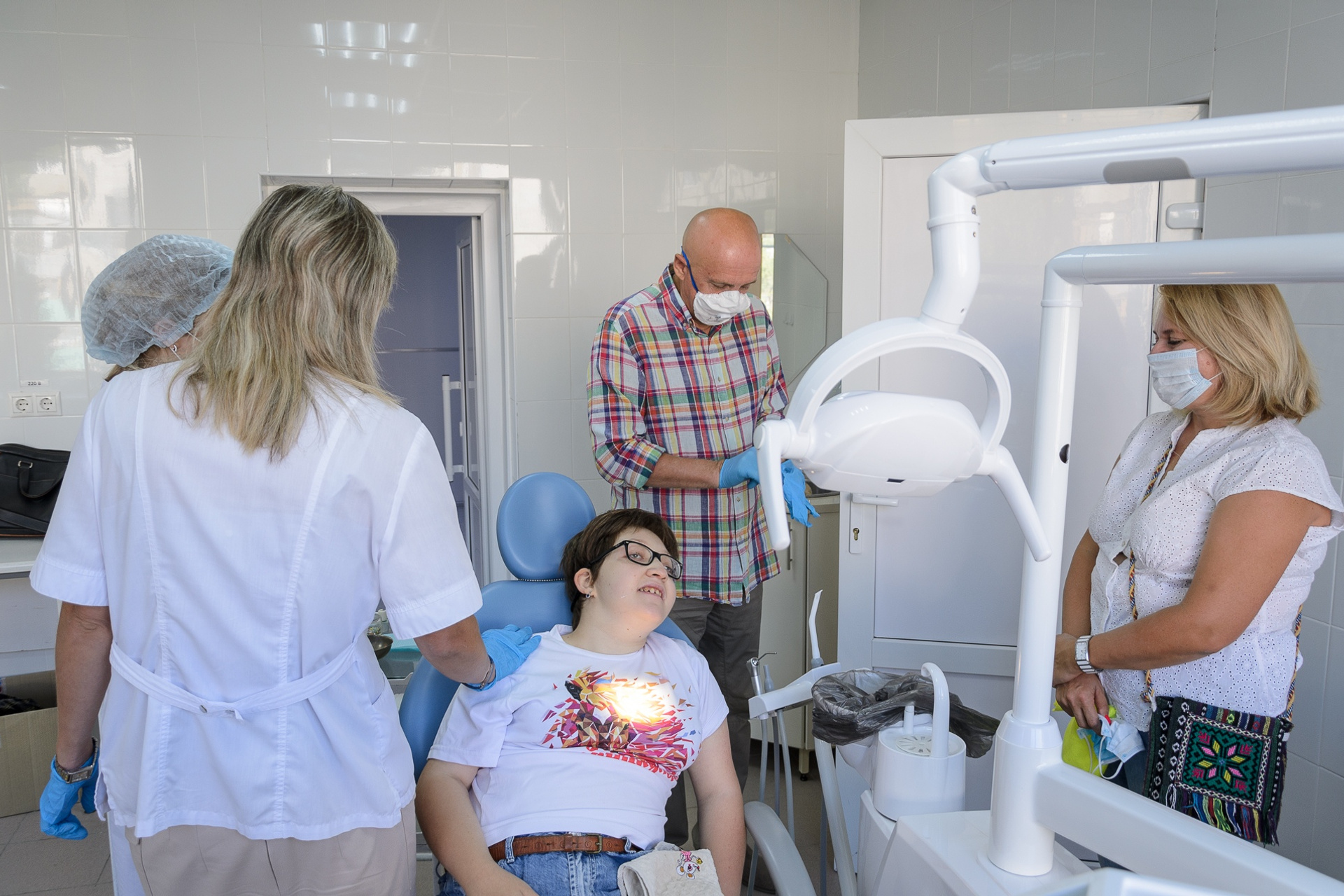 К стоматологу без страха: вылечить зубы под наркозом можно бесплатно
