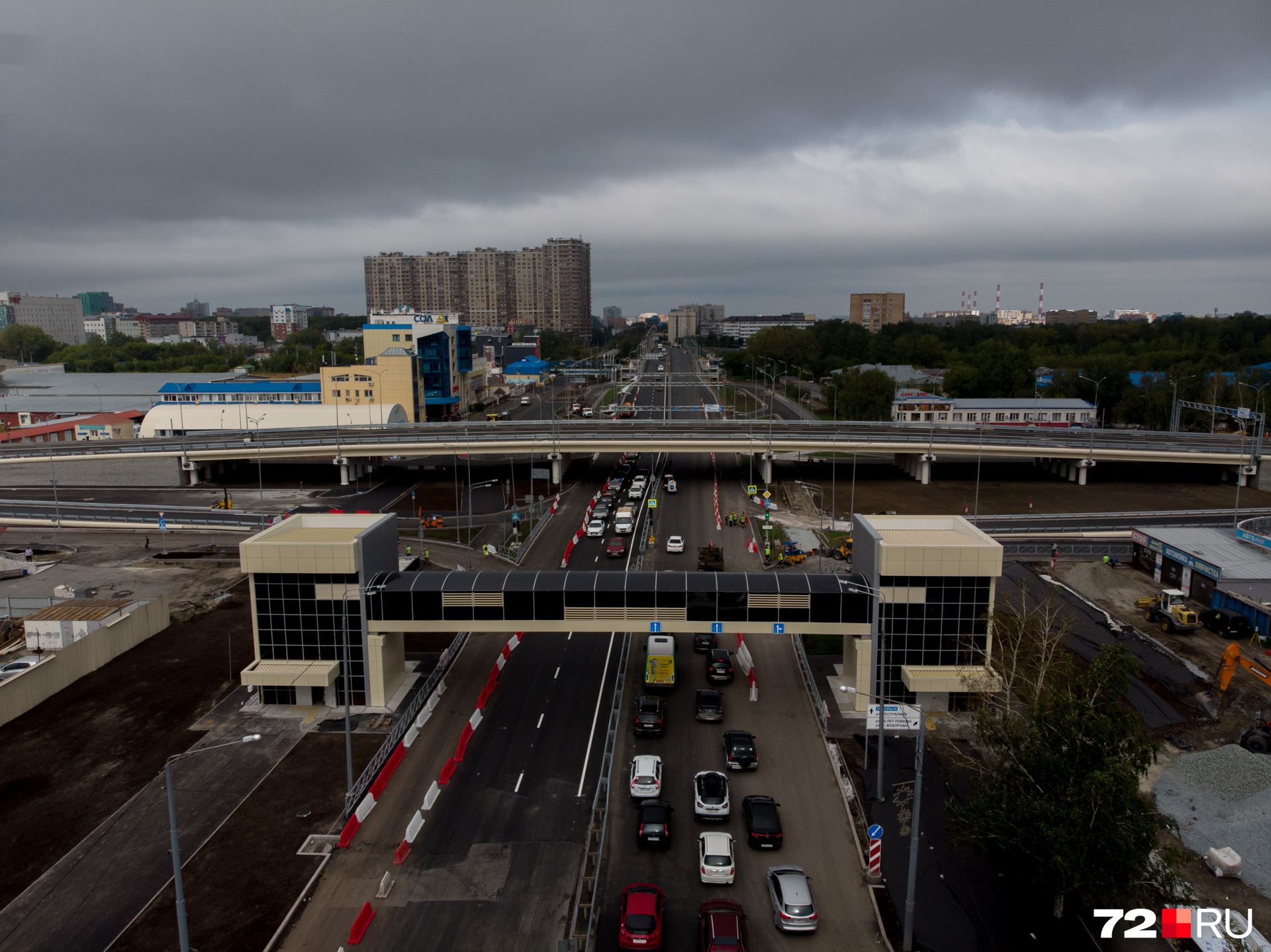 Контракт на реконструкцию в прошлом году получил «Мостострой-11». Генеральным директором компании является депутат Тюменской областной думы Николай Руссу<br> Контракт на реконструкцию в прошлом году получил «Мостострой-11». Генеральным директором компании является депутат Тюменской областной думы Николай Руссу<br>