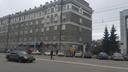 «Якобы на заводе подложили мину»: из здания на улице Дуси Ковальчук экстренно вывели всех людей