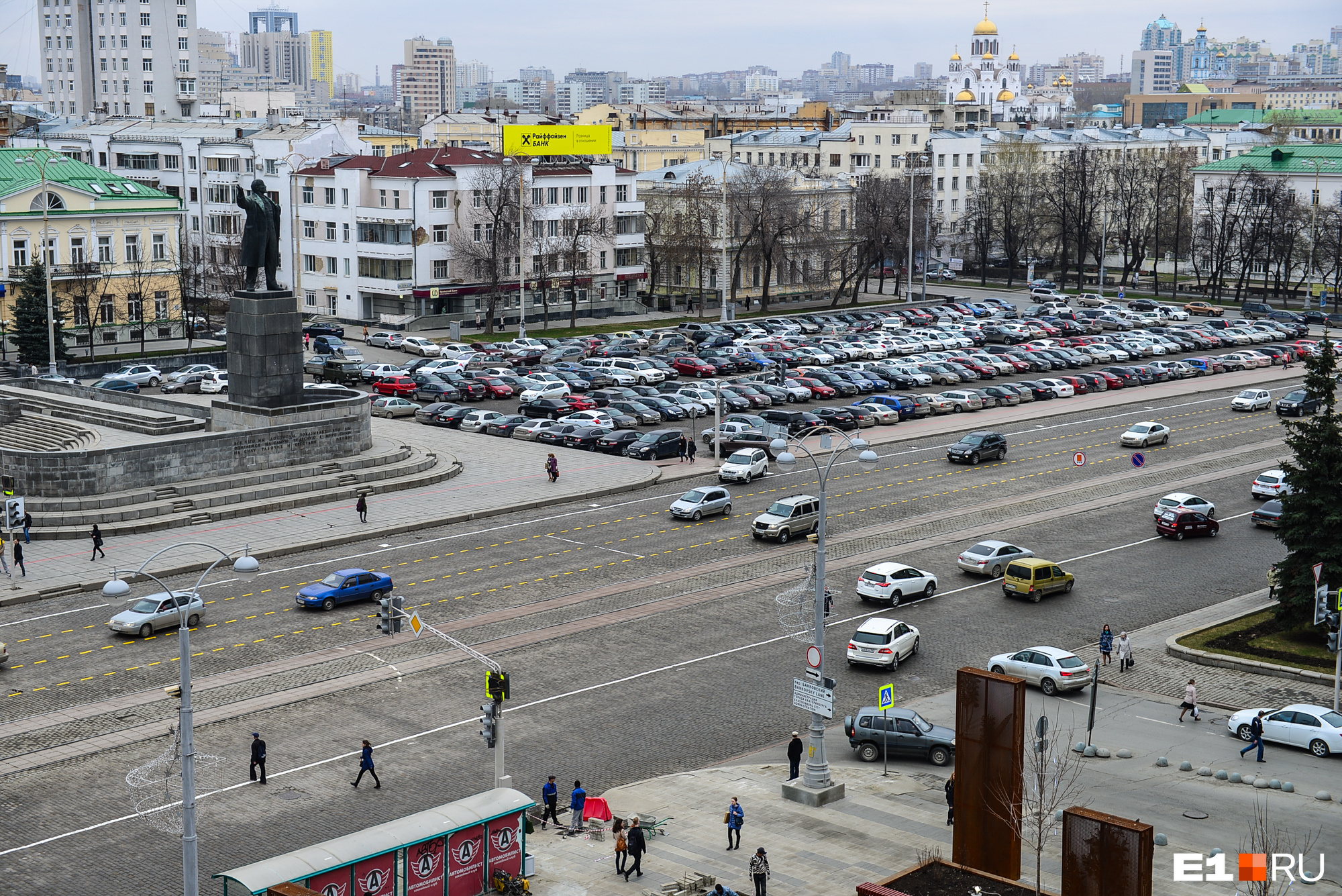 В Екатеринбурге нашли 15 мест для стоянки туристических автобусов: карта