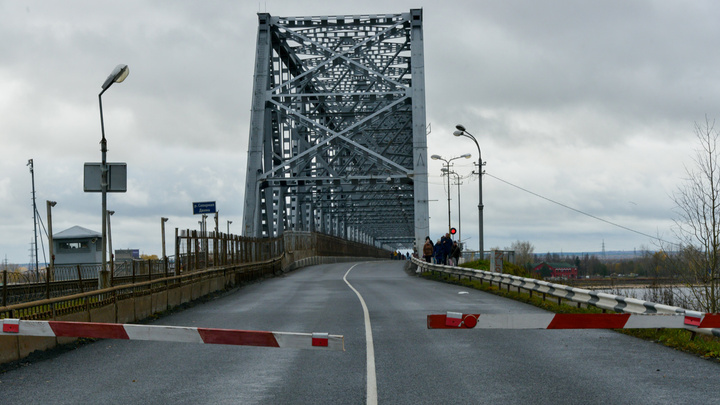 В понедельник Северодвинский мост вновь закроют из-за ремонта почти на сутки