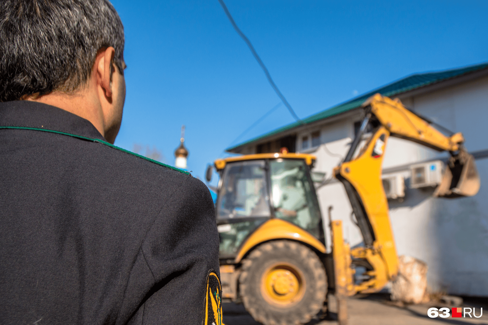 В Самаре жильцов первого этажа заставили снести балкон 2 июня 2020 год ...
