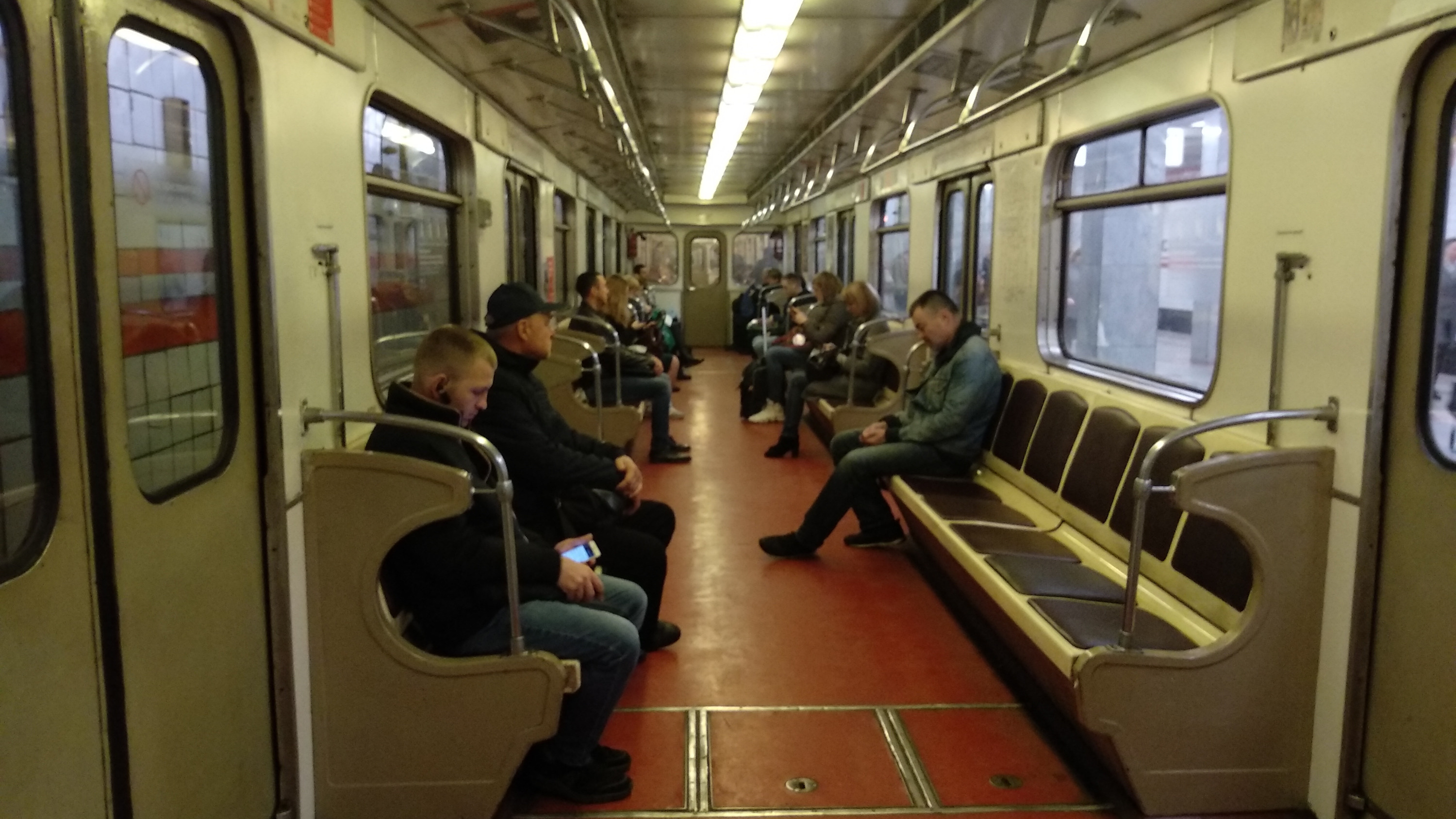 фото метро красноярска