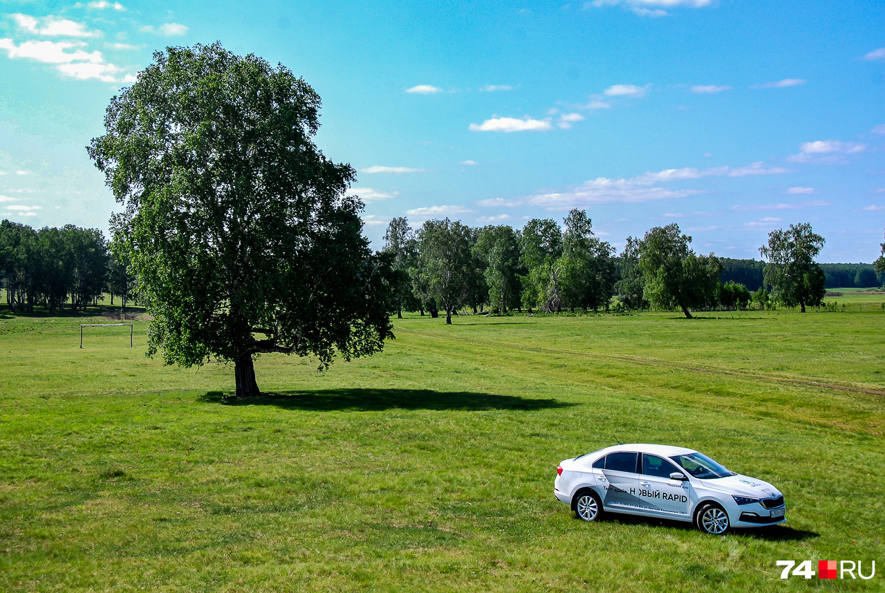 Skoda Rapid выпускается в России с 2014 года и за это время уже пережила рестайлинг в 2017-м Skoda Rapid выпускается в России с 2014 года и за это время уже пережила рестайлинг в 2017-м