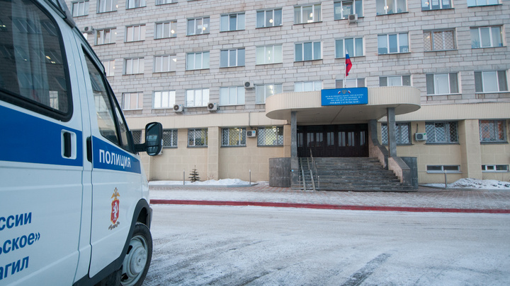 Экс-полицейских из Каменска-Уральского отправили в колонию за издевательства над детьми