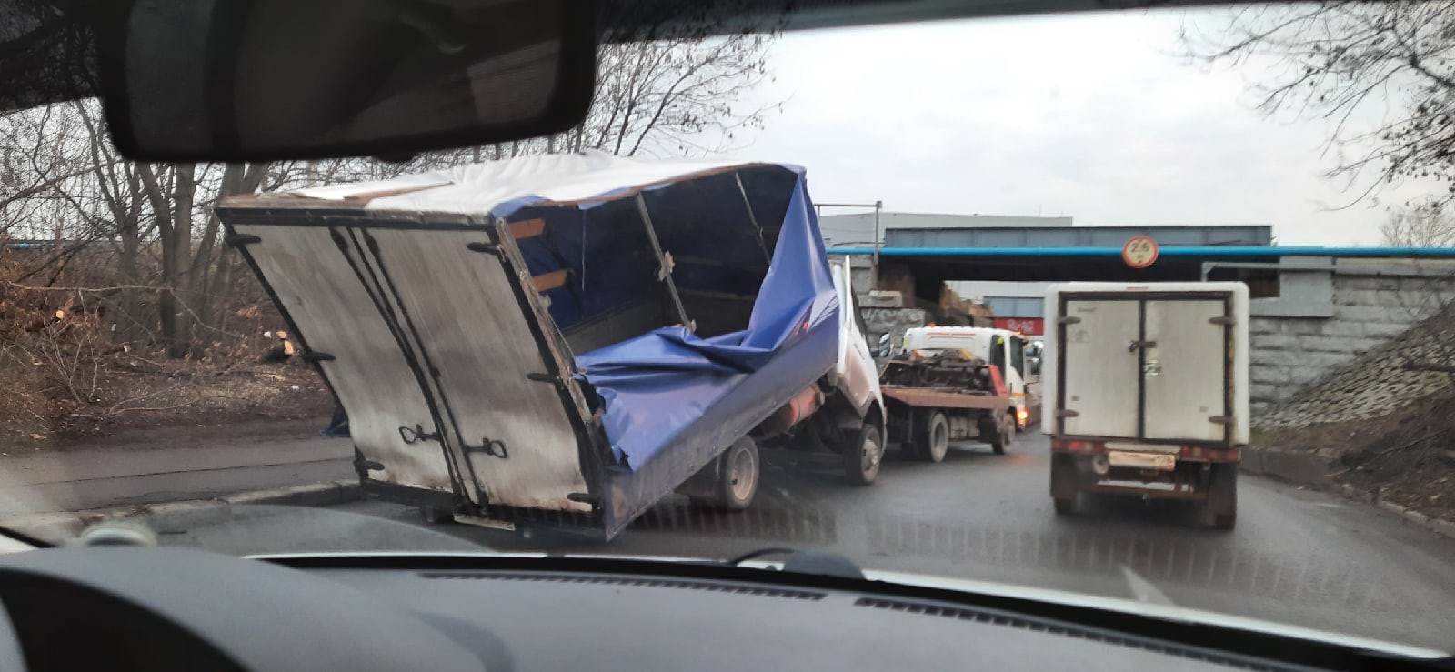 газель не пройдет мост глупости