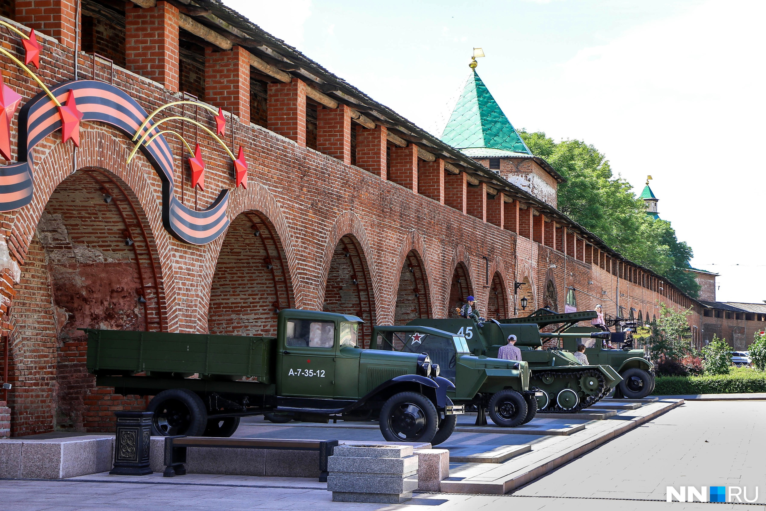 Нижегородский кремль танк из фотографий