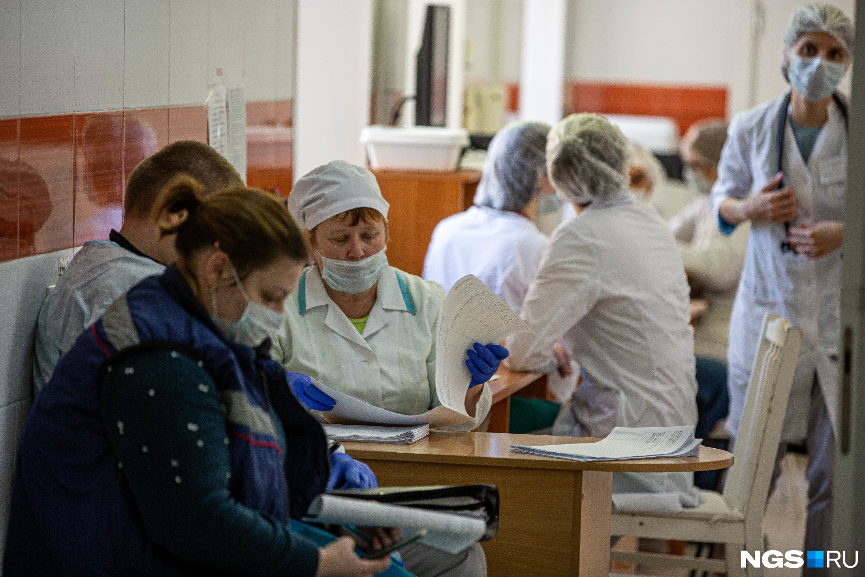 Заражения фиксируются даже среди врачей Заражения фиксируются даже среди врачей