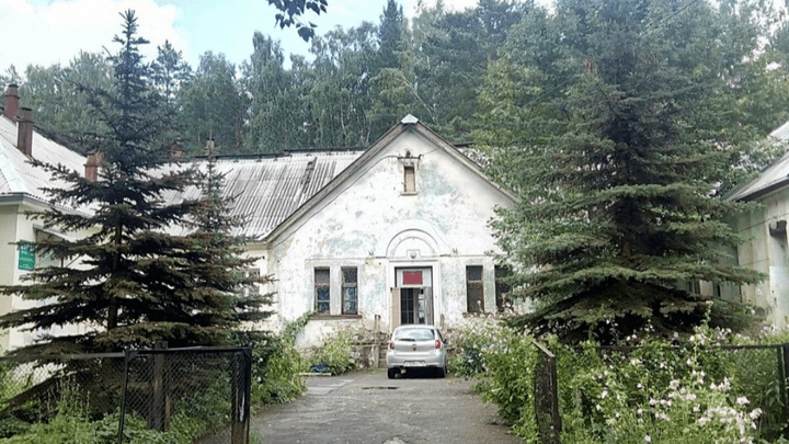 На окраине Екатеринбурга ликвидируют отделение психбольницы № 6. Его откроют в другом районе