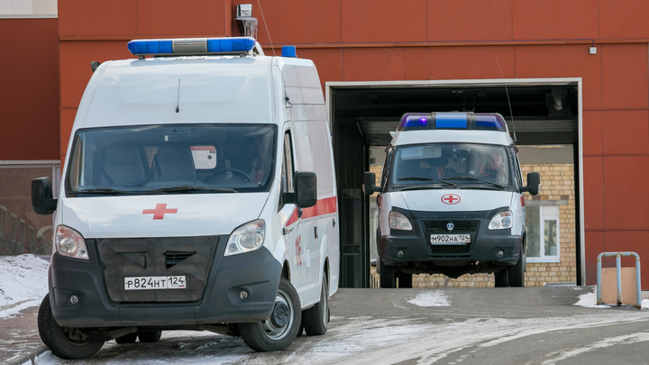 Красноярка вызвала полицию, чтобы добиться госпитализации мужа в ковид-стационар