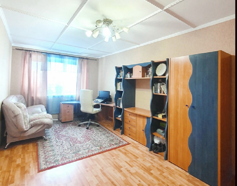 «Элитная» квартира на Уральской — в доме, сданном в 2004 году