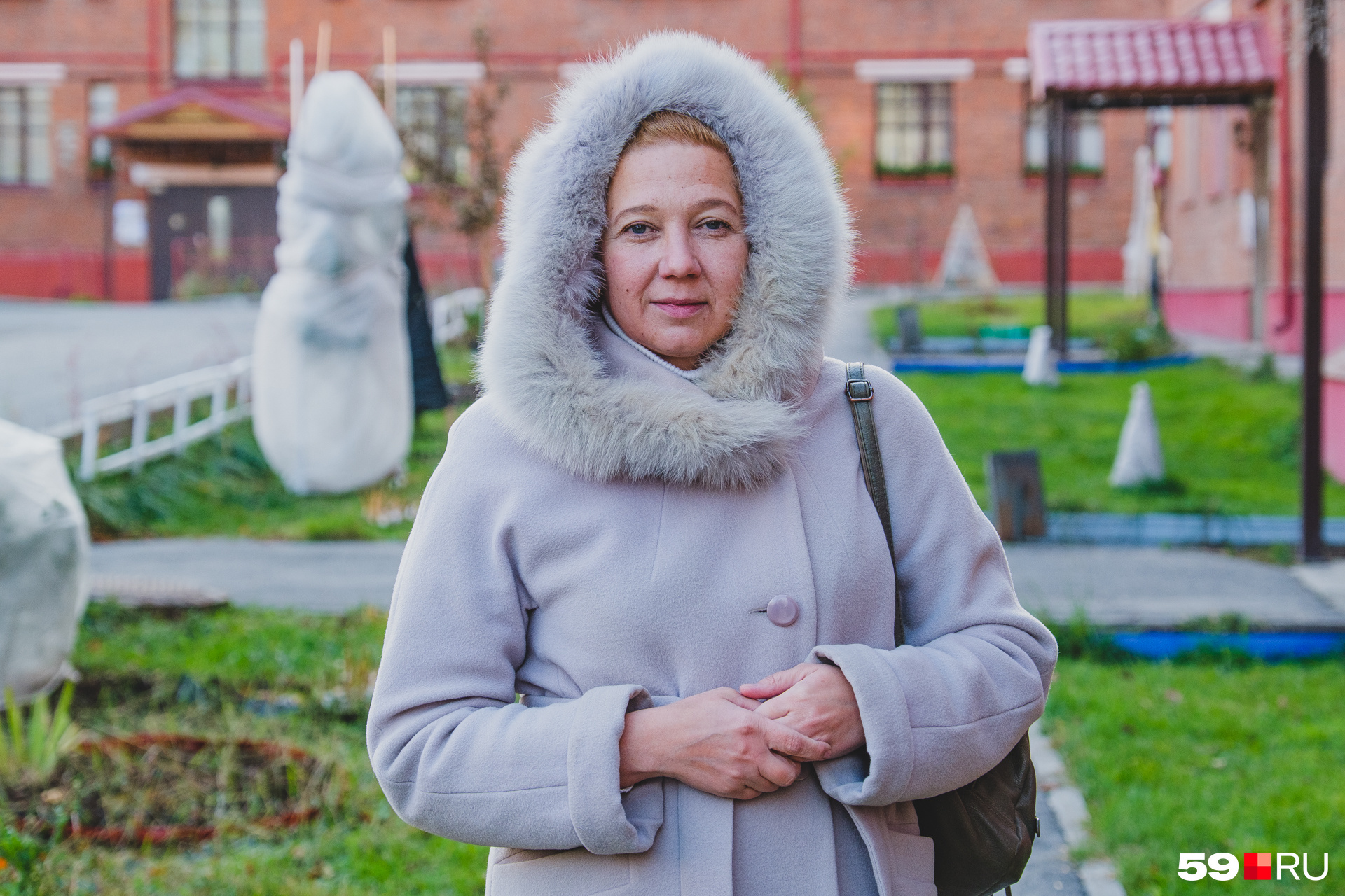 Анастасия Мальцева живет в одном из домов городка Анастасия Мальцева живет в одном из домов городка