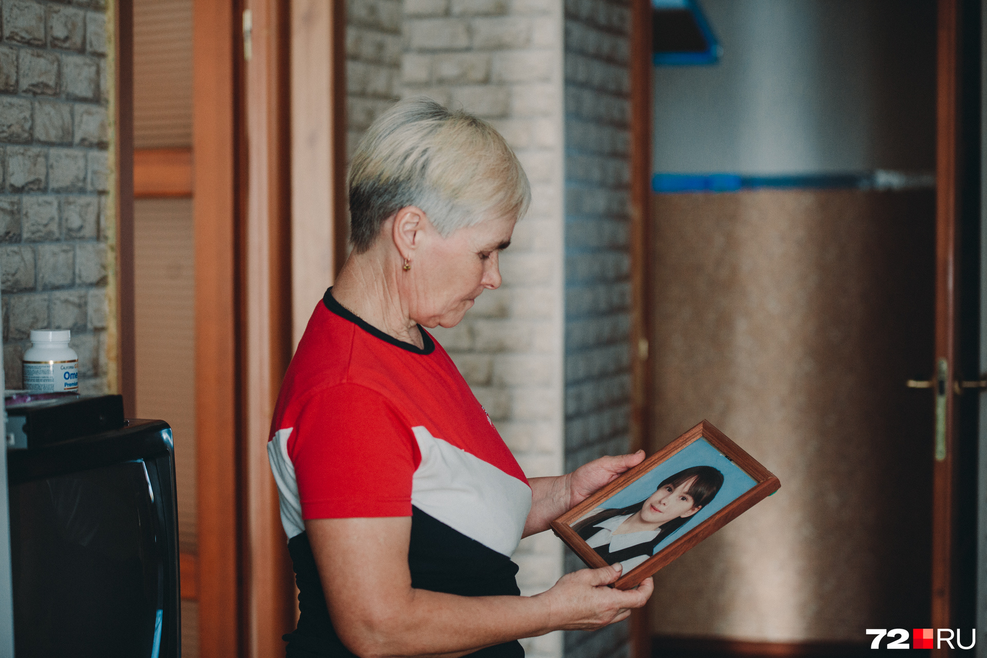 Людмила Ложкина после пропажи дочери рассылала письма в детские дома и приюты в надежде, что в таких местах оказалась ее девочка. Из всех мест, куда обращалась женщина, пришли отрицательные ответы
