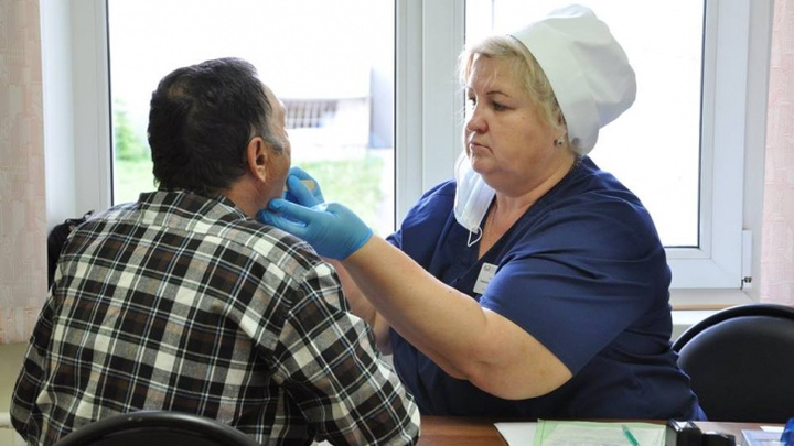 Врачам в Красноярске будут доплачивать за выявление онкологии