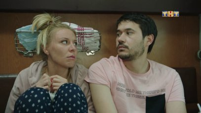 Маша и Эдик (актер Стас Тляшев) в сериале «Реальные пацаны» Маша и Эдик (актер Стас Тляшев) в сериале «Реальные пацаны»
