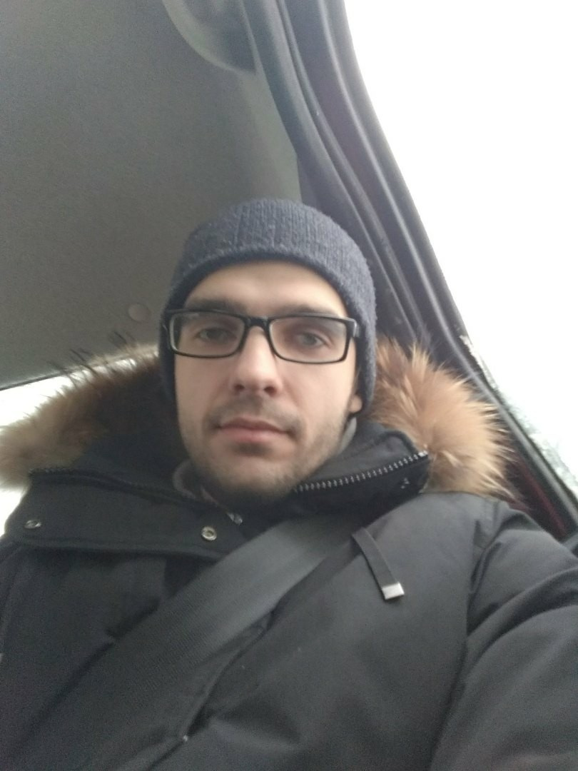 Анатолий Эрбес. Пенсионер написал на него заявление в полицию, что тот, войдя в доверие, вытянул из него миллион рублей Анатолий Эрбес. Пенсионер написал на него заявление в полицию, что тот, войдя в доверие, вытянул из него миллион рублей