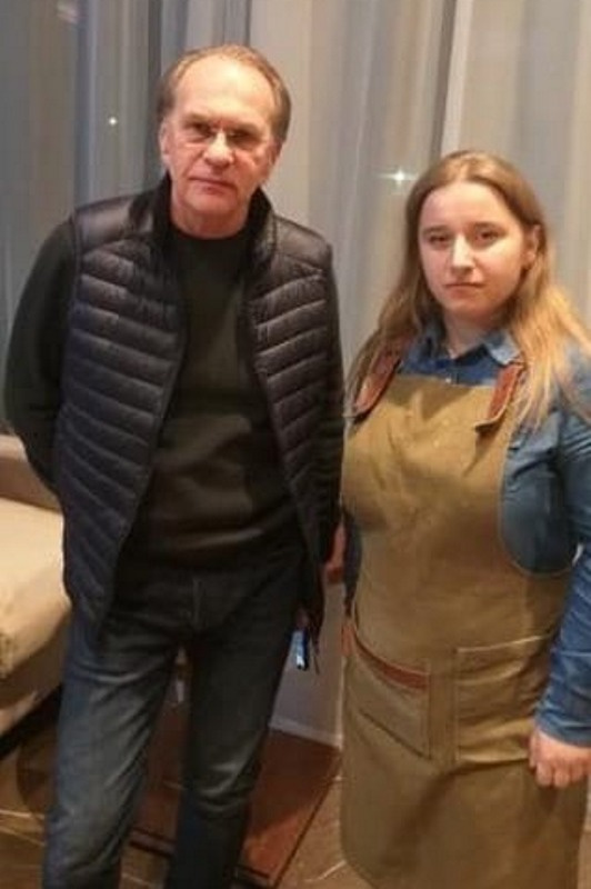 Лилия Муллаярова прислала нам фото с актером Алексеем Гуськовым