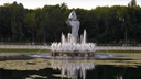 «Фонтан — на полную мощность»: водоем в парке Металлургов снова стал похож на озеро