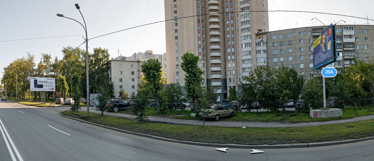 Такой пейзаж был в 2017 году (обратите внимание на автохамов, нагло выехавших на газон) Такой пейзаж был в 2017 году (обратите внимание на автохамов, нагло выехавших на газон)