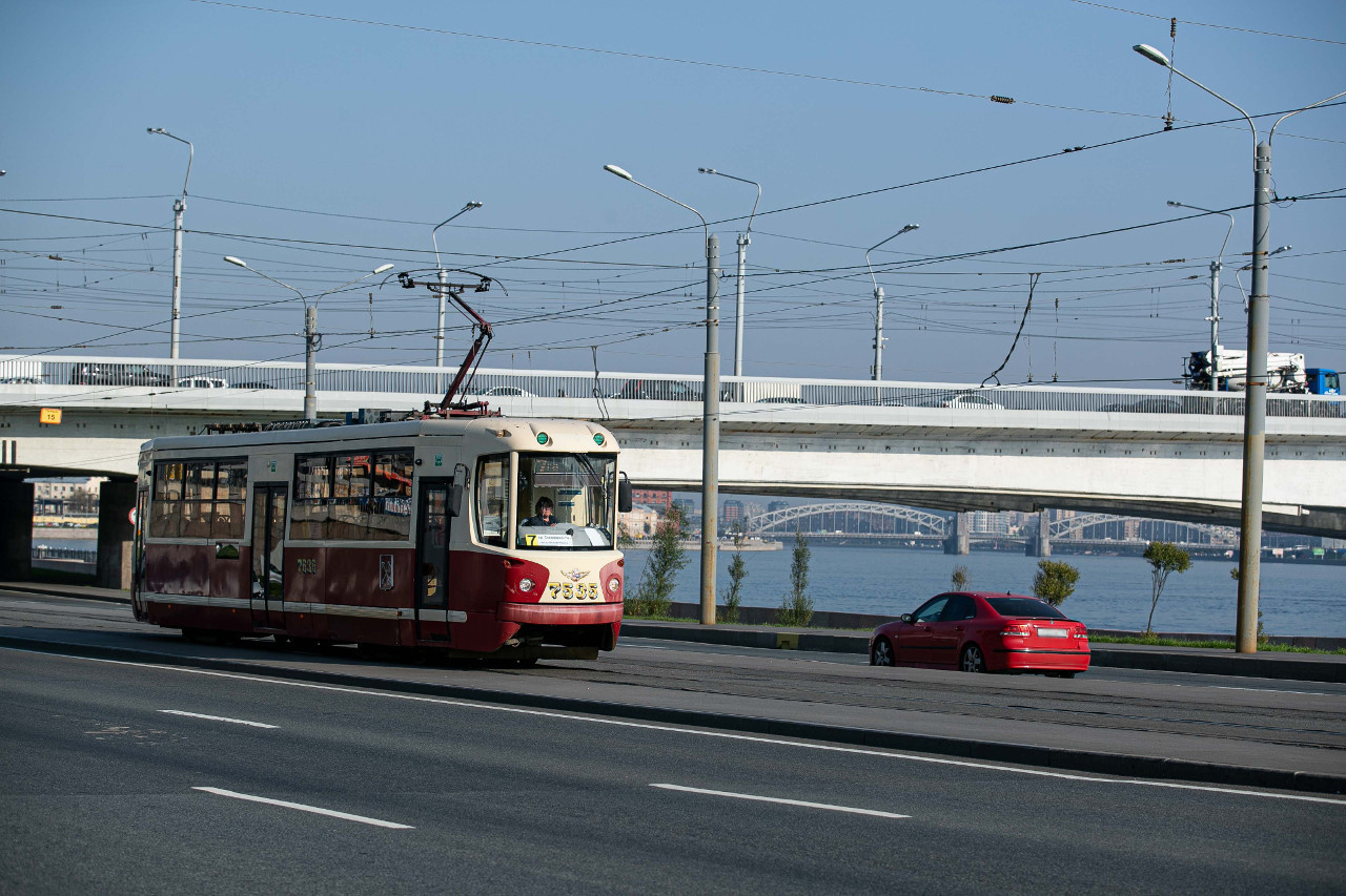 Трамваю № 7 продлили маршрут на 2 км, теперь на нем можно доехать до Малой Охты