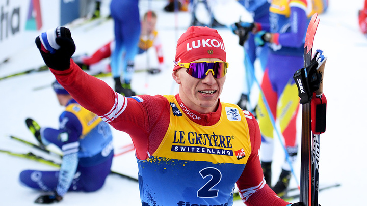 Уральский лыжник Александр Большунов выиграл марафон на Кубке мира в Норвегии