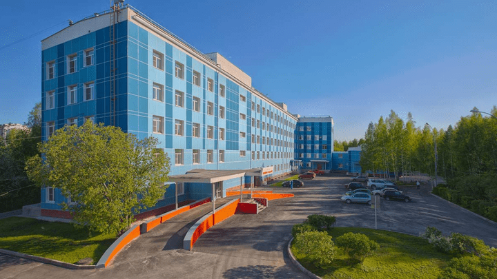 Хирургию дорожной больницы в Екатеринбурге закрыли из-за случаев COVID-19