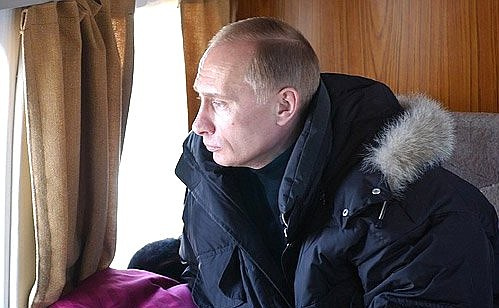 Владимир Путин прилетел в Тобольск на вертолете