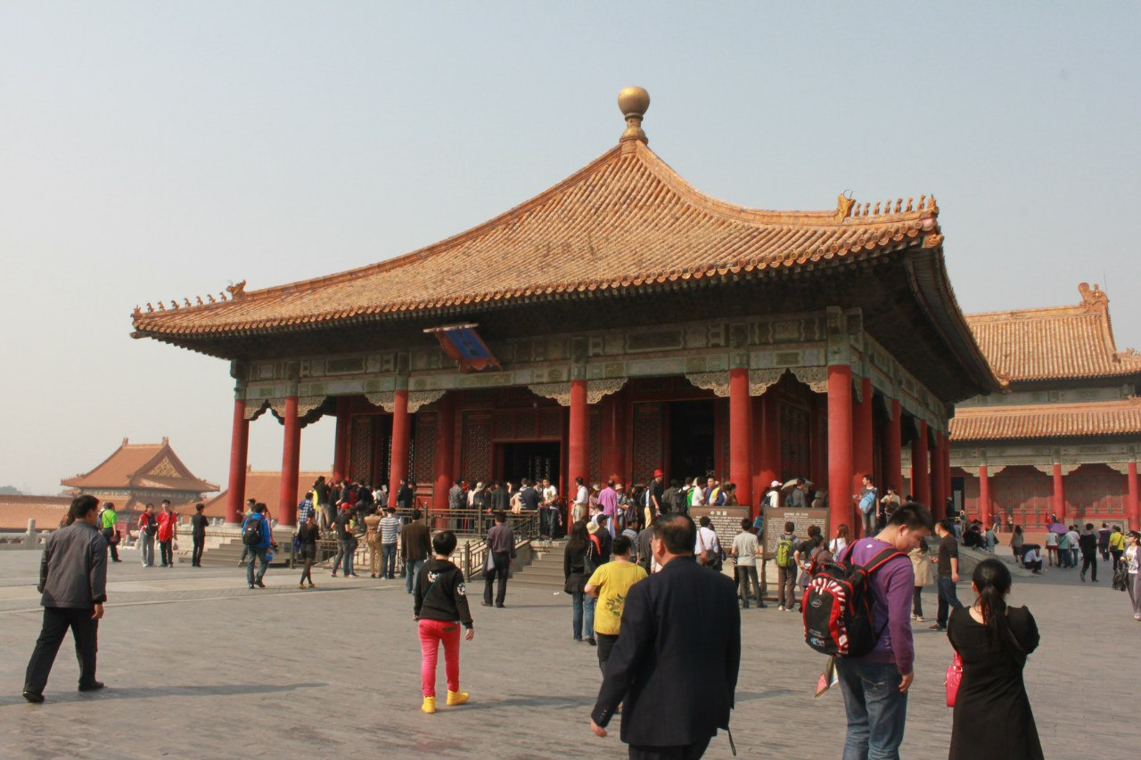 В январе попасть в Китай хотели множество туристов, планы пришлось перенести 