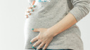 В Кургане беременной женщине пришлось стоять в очереди за тестом на <nobr class="_">COVID-19</nobr> с больными