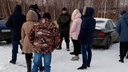 Жители Чкаловска перекрыли дорогу, чтобы остановить подключение вышки 4G
