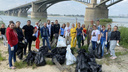 Новосибирец позвал знакомых убирать набережную — они собрали 60 мешков мусора (откликнулась даже вице-мэр)