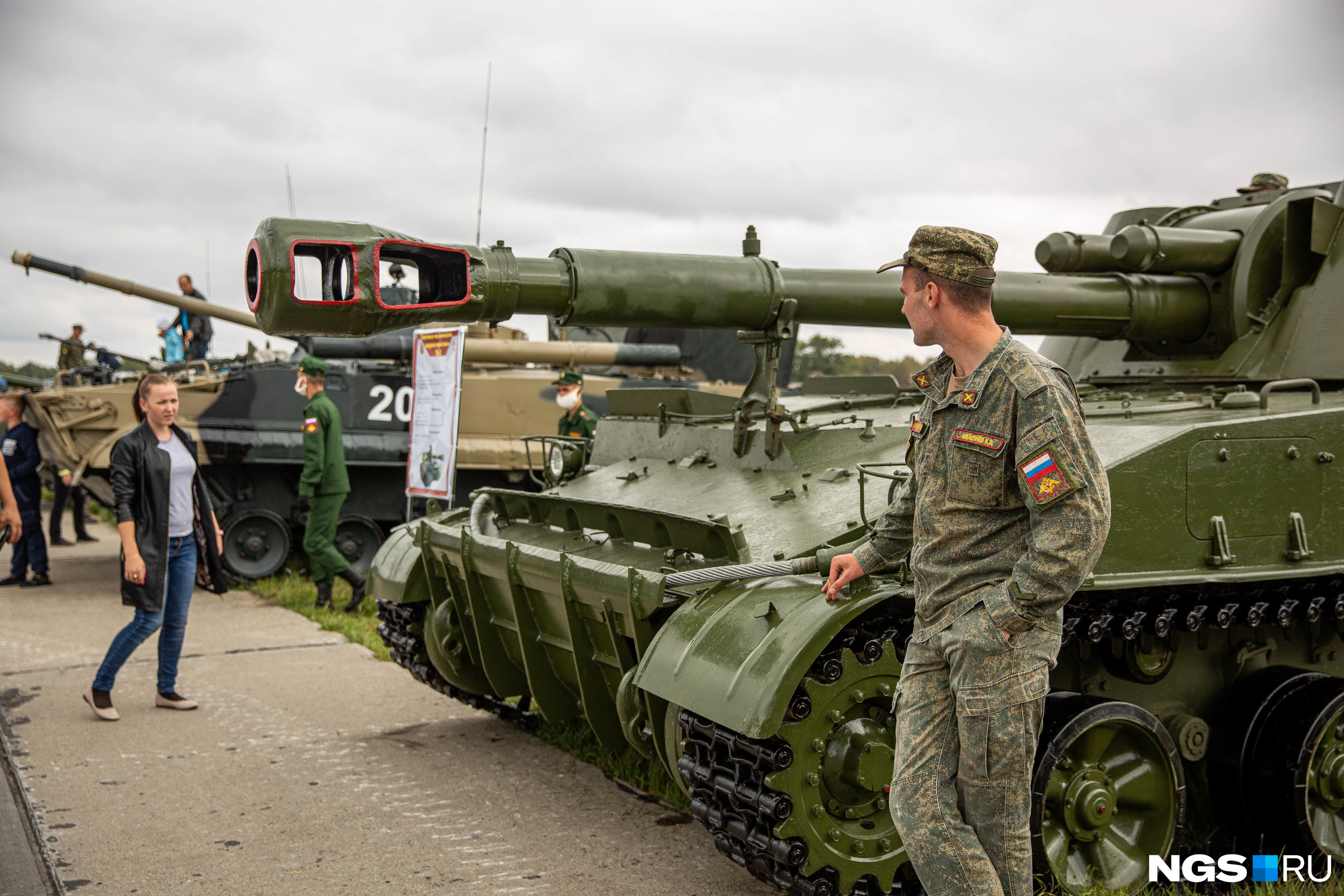 Фото с военной техникой