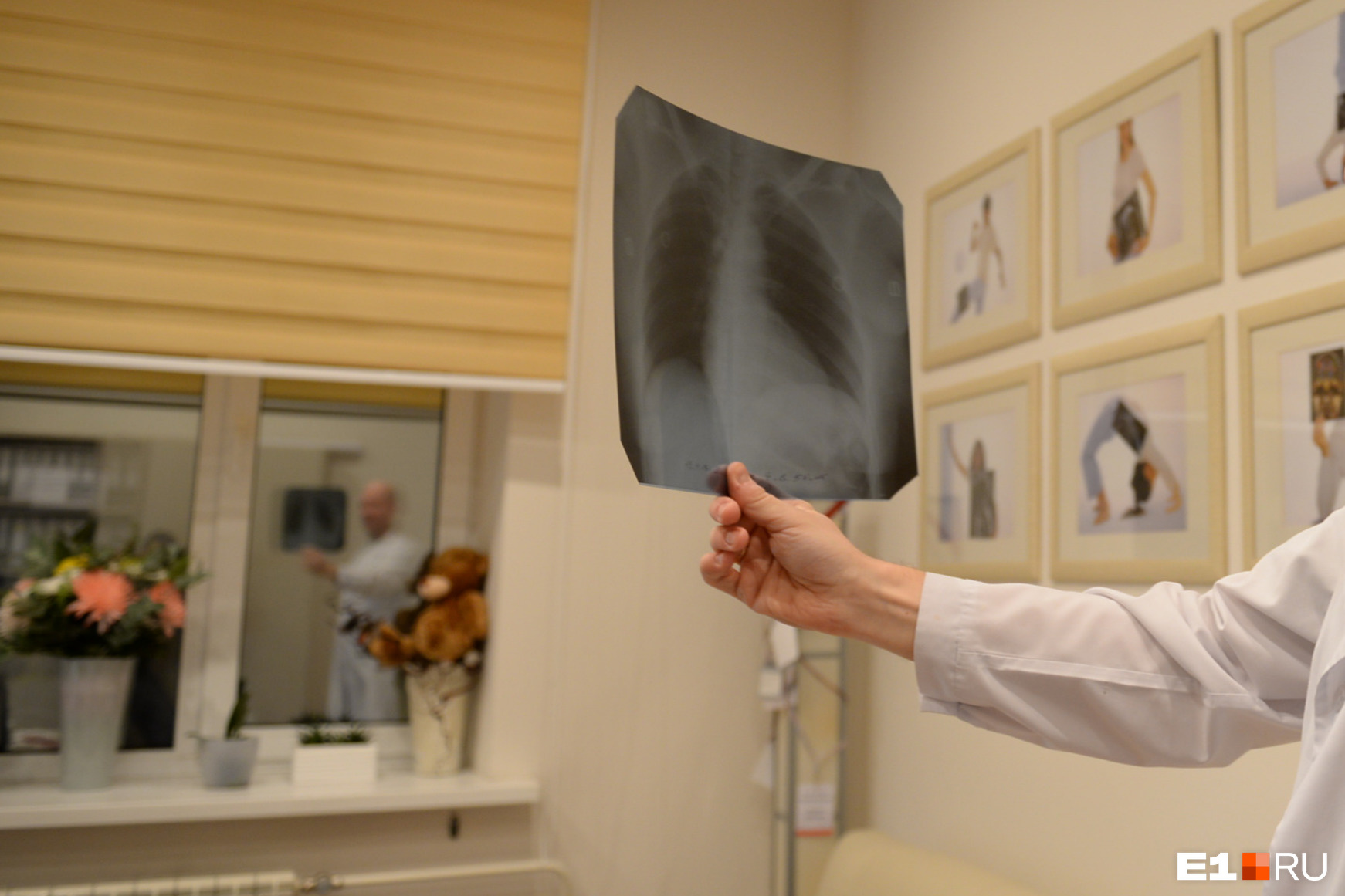 Стоматолог Константин Краснов говорит, что рентгенологи прекрасно читают любые снимки, кроме снимков зубов
