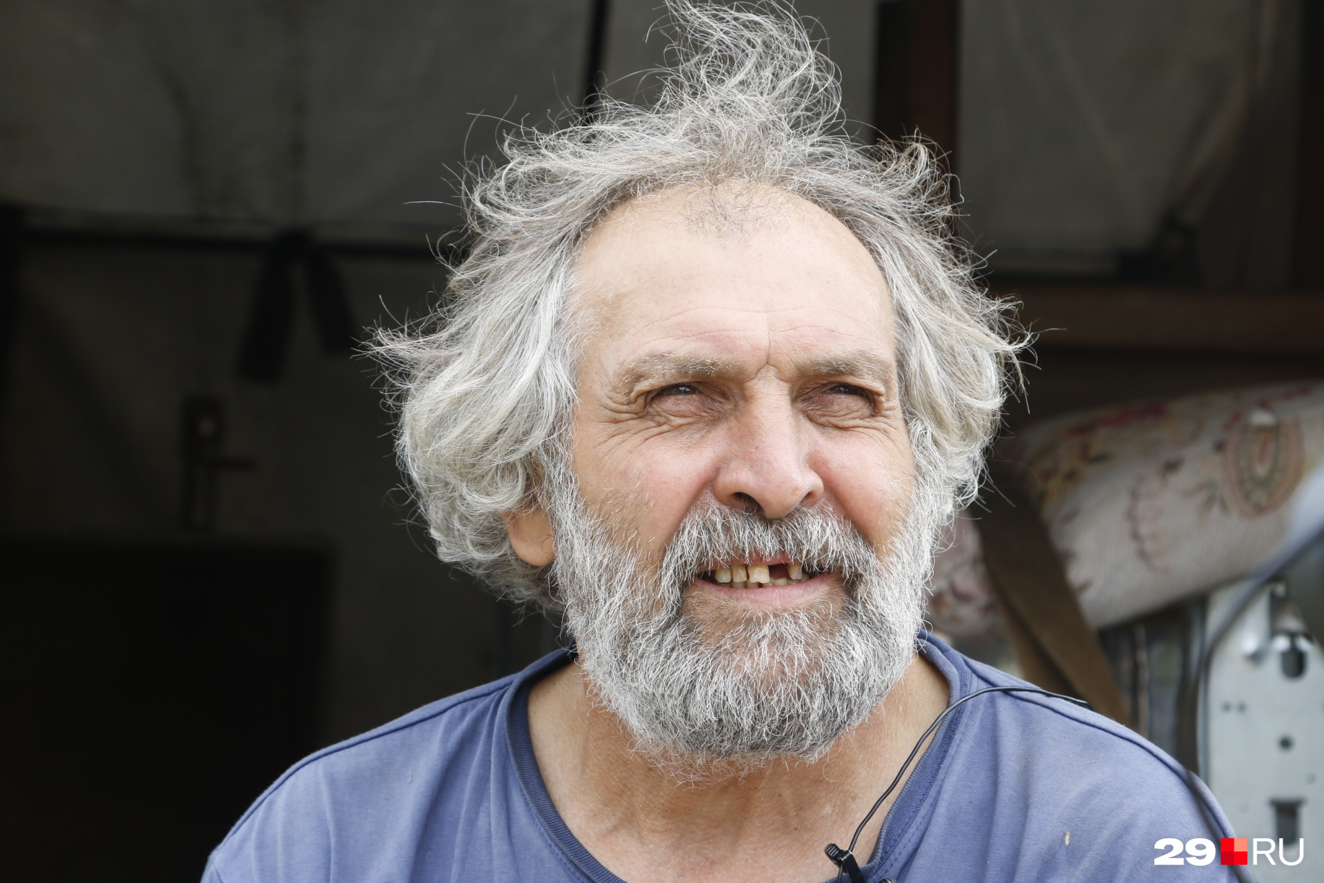 Владимир Базюк живёт в Нёноксе уже 40 лет, но собирается уехать в Казань