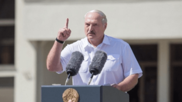 Лукашенко поручил закрыть бастующие предприятия. Это БелАЗ, МАЗ и другие заводы