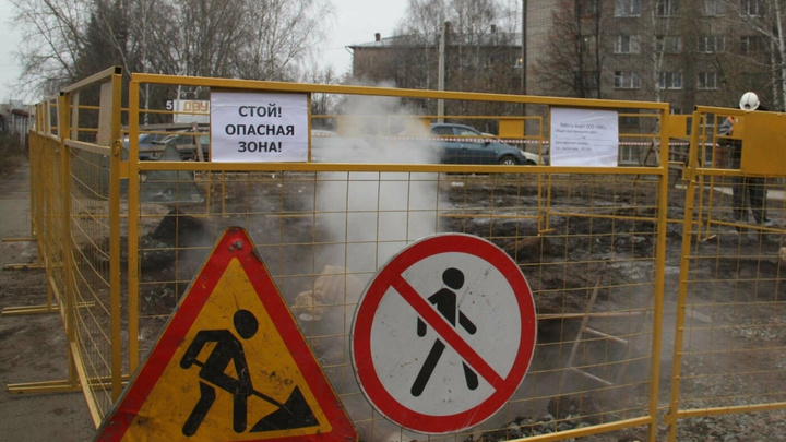Екатеринбургские энергетики заставят владельцев снести киоски и автосервисы, построенные на теплосетях