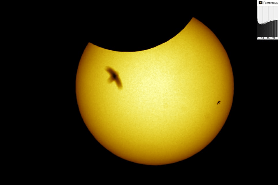 Фото снято с помощью телескопа
