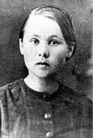 Татьяна в годы учебы в Пермском институте, 1940 год Татьяна в годы учебы в Пермском институте, 1940 год
