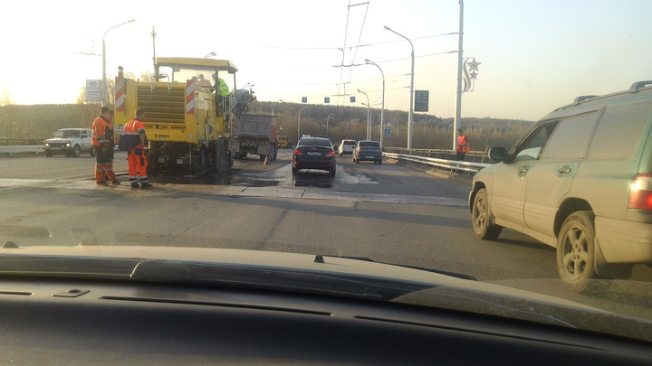 Власти Кемерово снова потратят 2 миллиона на ремонт Кузбасского моста