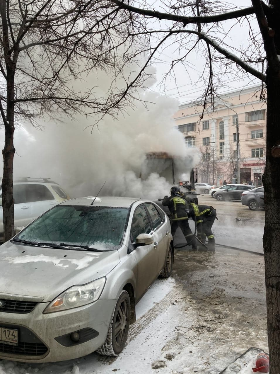Пожарных вызывали к проспекту Ленина, 61