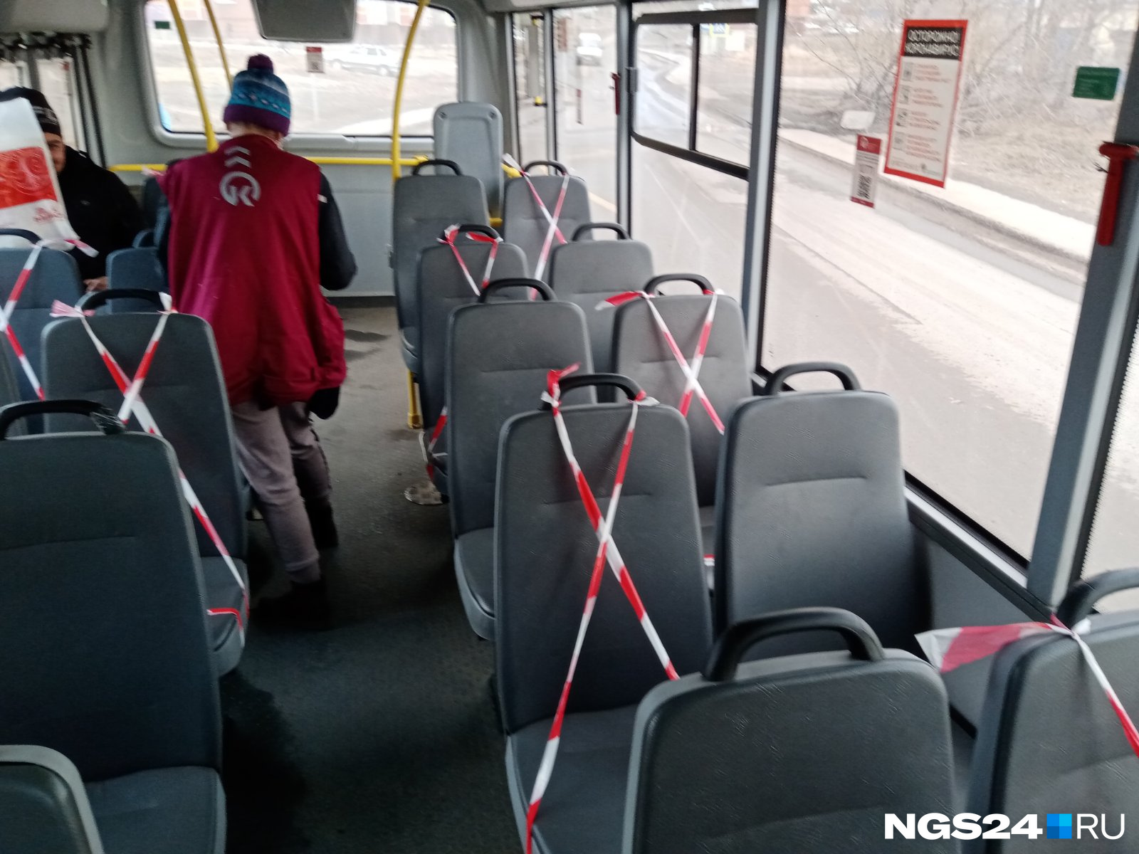 Сиденья в автобусе 2016