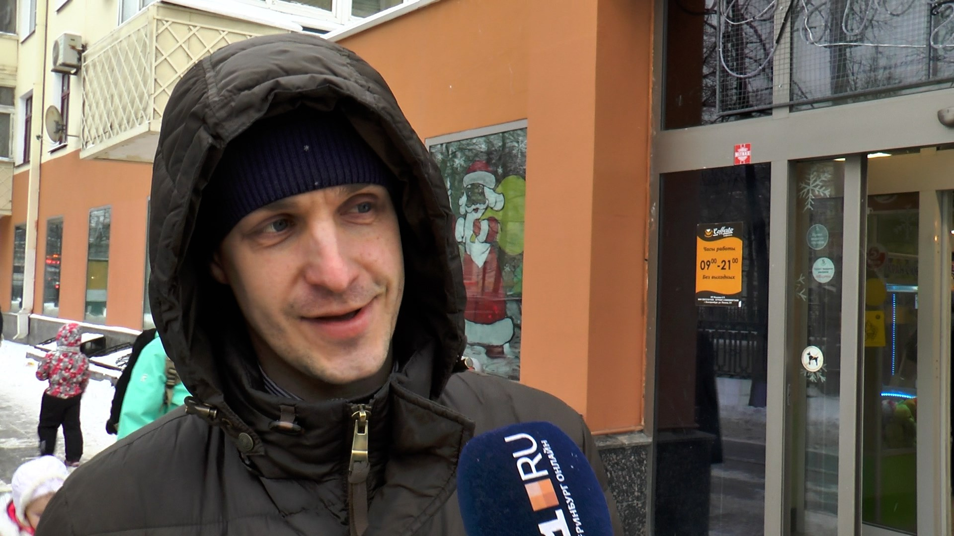 Несмотря на статистику, представитель сферы финансов заявил, что его зарплата осталась прежней<br> Несмотря на статистику, представитель сферы финансов заявил, что его зарплата осталась прежней<br>