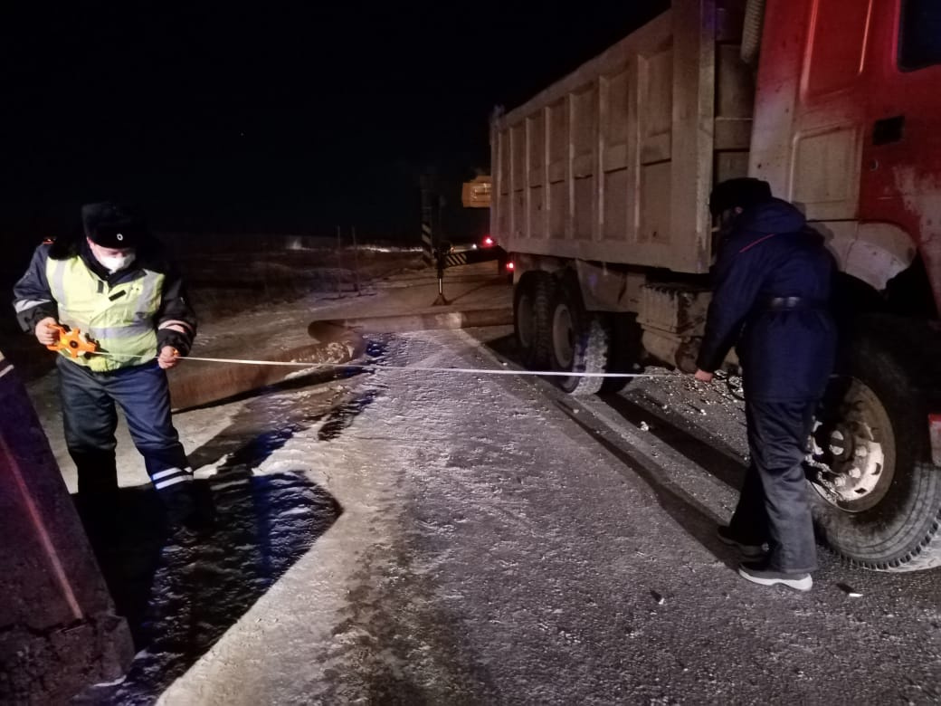 На месте делают все возможное, чтобы скорее вернуть тепло в дома На месте делают все возможное, чтобы скорее вернуть тепло в дома