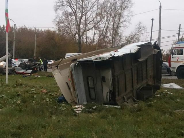 В машине скорой везли женщину с грудничком, малыш в аварии не выжил В машине скорой везли женщину с грудничком, малыш в аварии не выжил