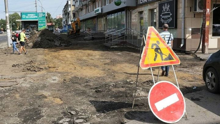 В Кемерово начали ремонтировать запланированные на 2021 год дороги