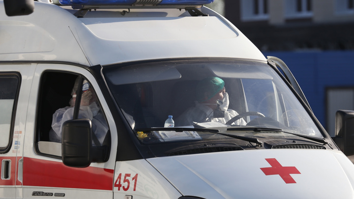 Водители челябинской скорой заявили о массовом отстранении от работы из-за коронавируса