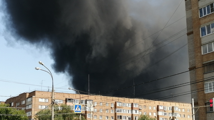 В воздухе над Самарой зарегистрировали превышение вредных веществ из-за пожара на складах