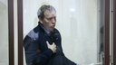 Челябинский экс-омбудсмен обратился к суду с последним словом в стихах и заявил отвод прокурору