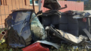 Пострадавших вырезали: в Самаре водитель «Приоры» врезался в забор